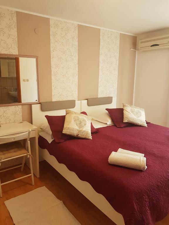 Guest Accomodation Zura Skradin Kültér fotó
